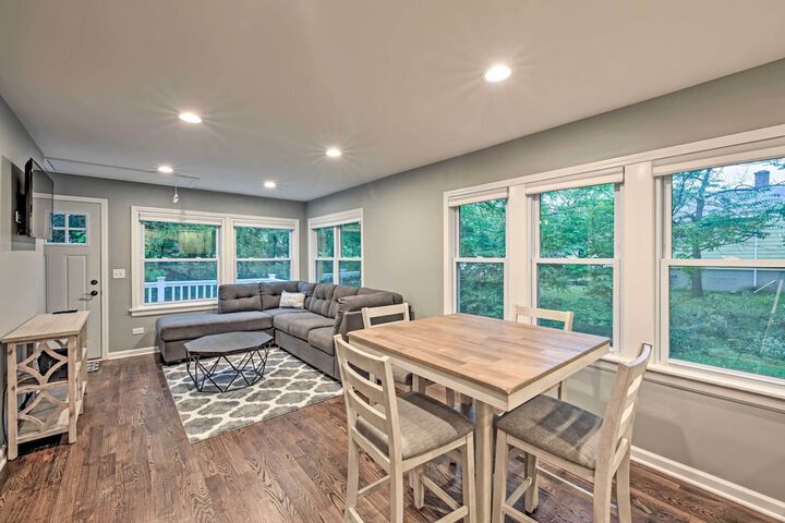 Updated Twin Lakes Cottage Walk to Lake Mary