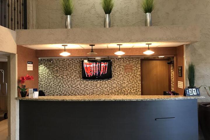 BEST WESTERN PLUS TEMPE BY THE MALL
