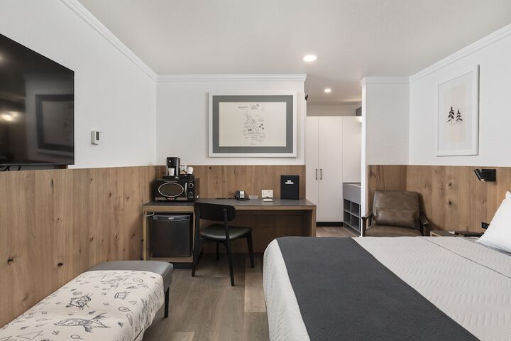 Room 35 of 54