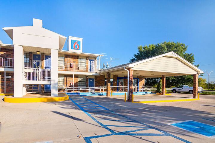 Hotel 3 of 31