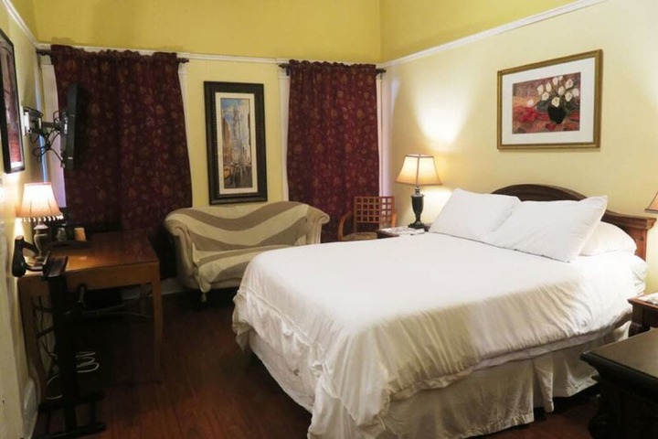 Room 22 of 27