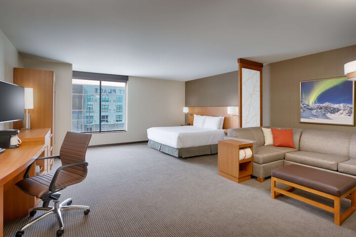 Room 26 of 35