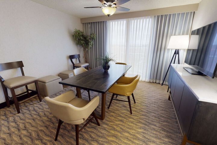 Room 9 of 42