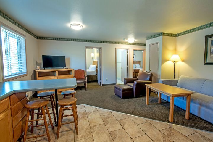Room 33 of 54