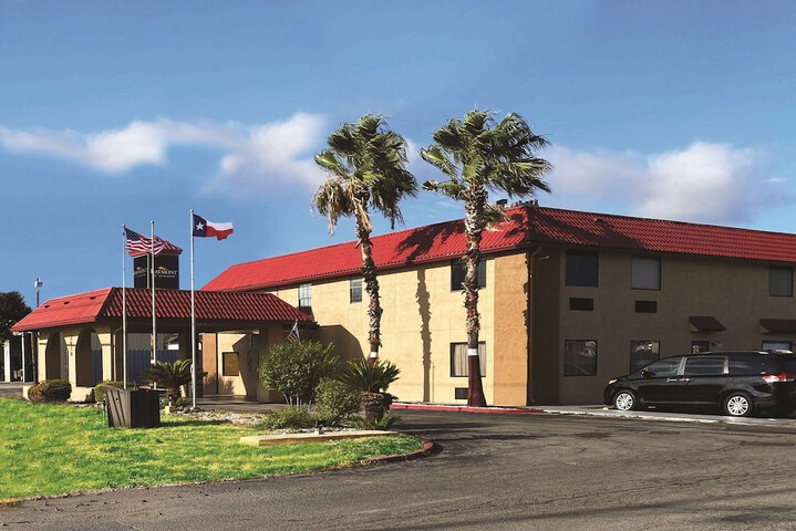 Hotel 2 of 28