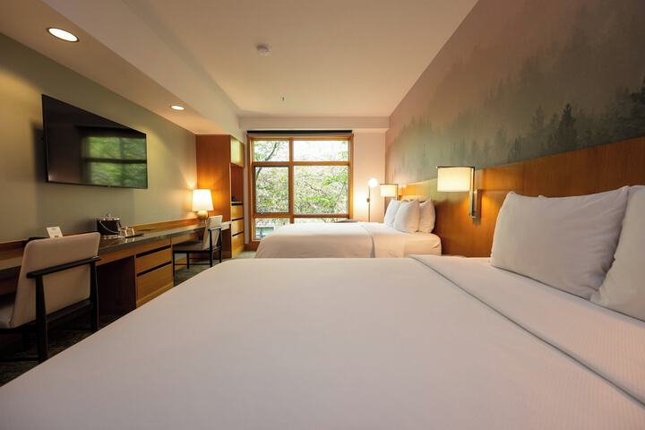 Cedarbrook Lodge