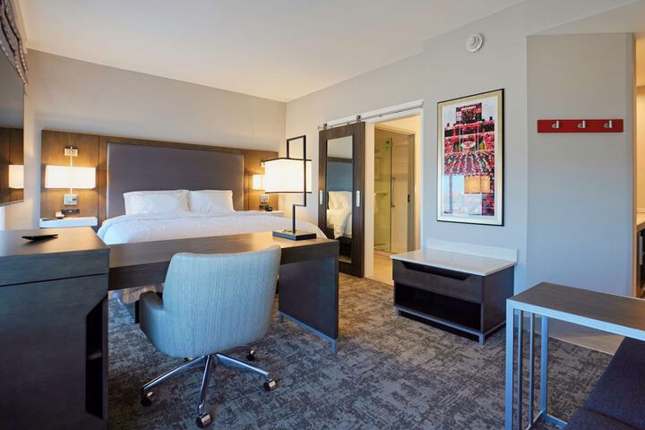 Hampton Inn & Suites Lubbock University