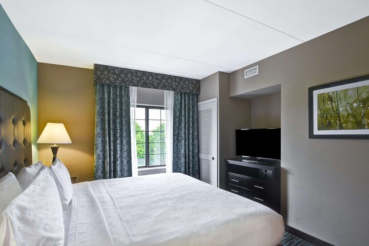 Homewood Suites by Hilton Aurora Naperville
