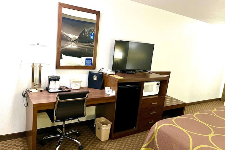 Room 28 of 57
