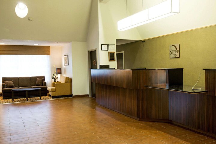 Hotel Interior 8 of 20