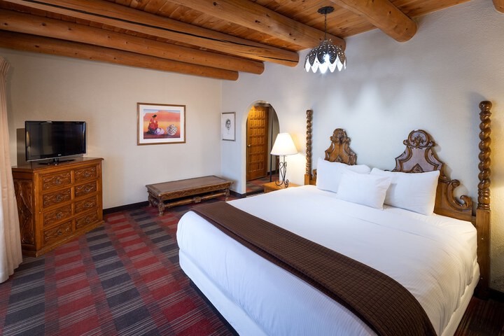 Sagebrush Inn & Suites