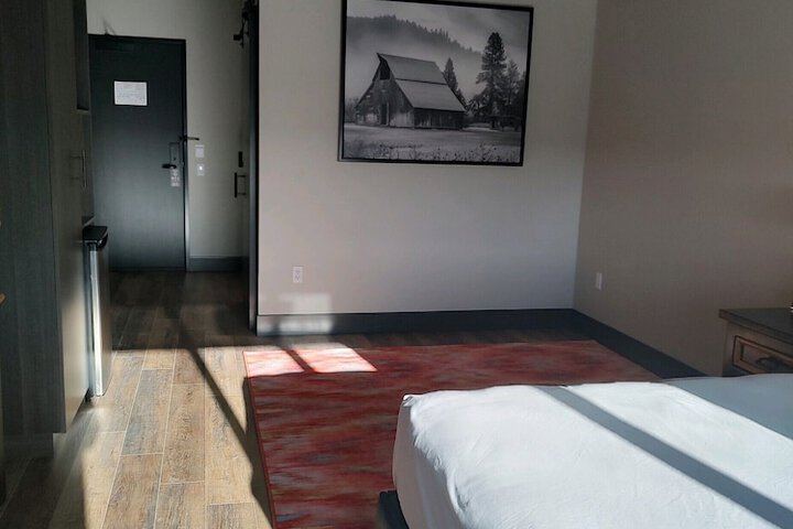 Room 13 of 25