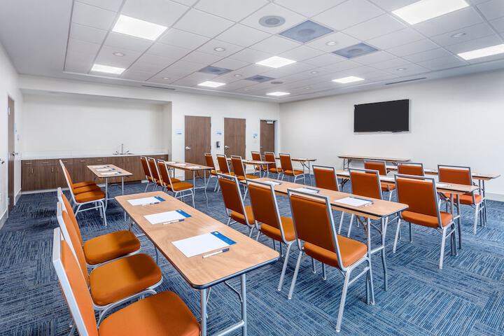 Holiday Inn Express & Suites Hammond by IHG