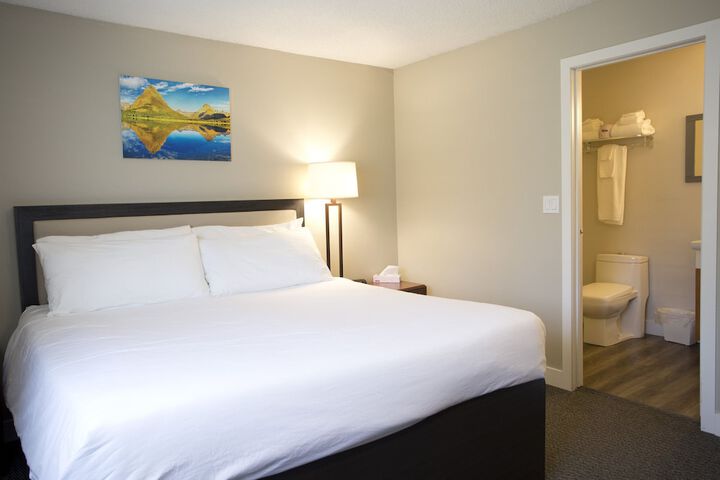 Room 25 of 60