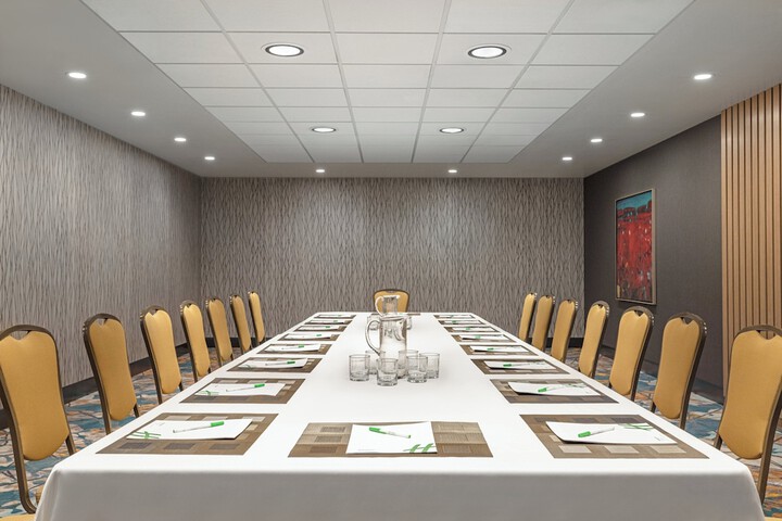 Holiday Inn Toronto Downtown Centre by IHG
