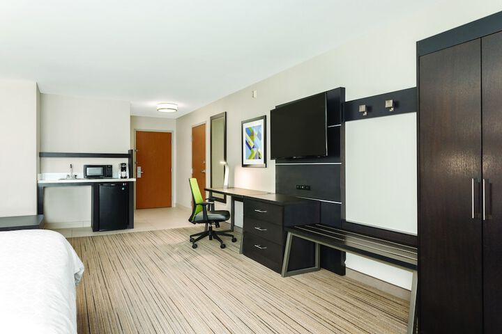 Room 22 of 40