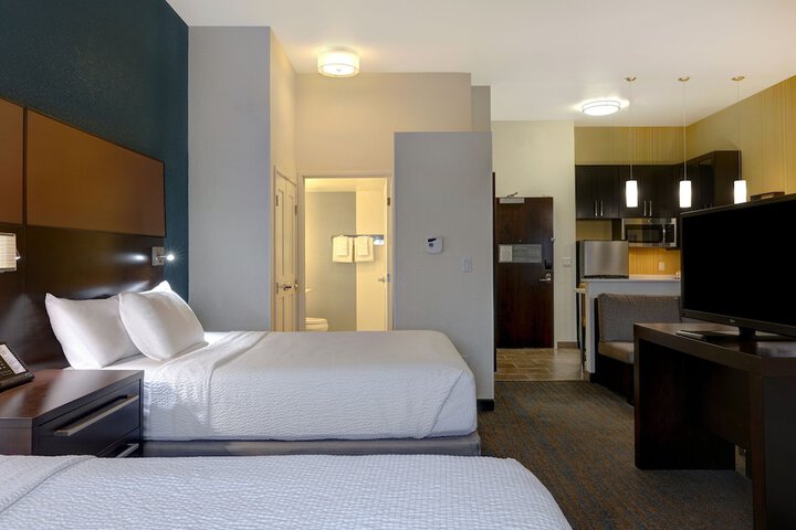 Room 42 of 68