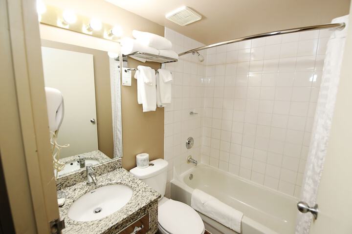 Stonebridge Hotel