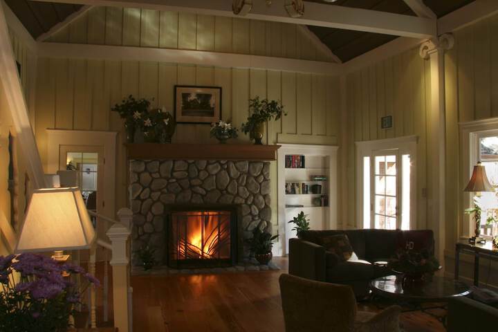 Highland Dell Lodge