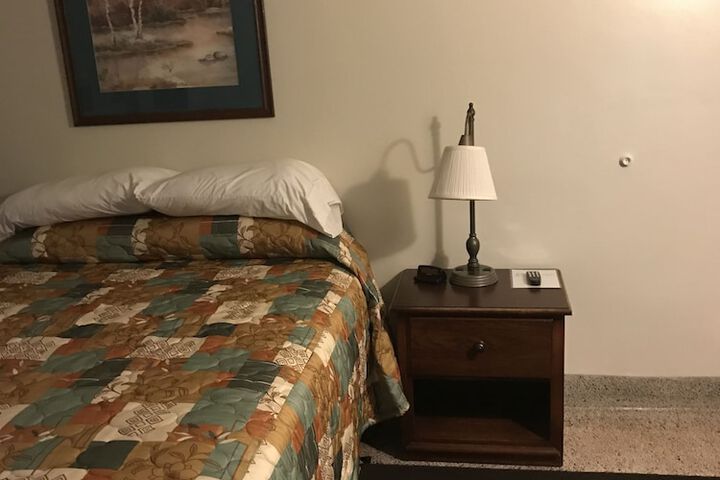 Room 49 of 98