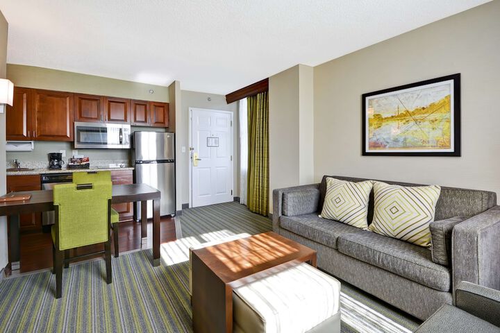 Room 20 of 39