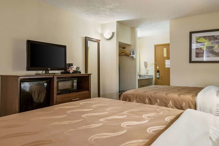 Room 26 of 43