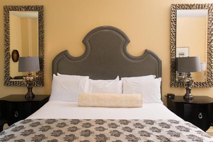 Room 28 of 57