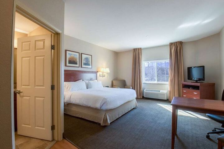 Room 20 of 36