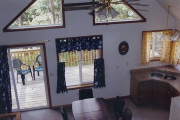 Shady Hollow Resort