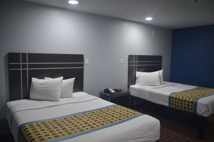 Room 26 of 34