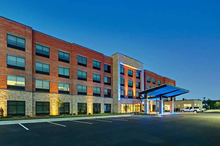 Hotel 7 of 78