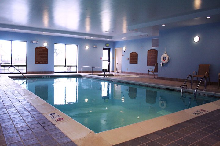 Holiday Inn Express & Suites Albany Airport Area - Latham by IHG