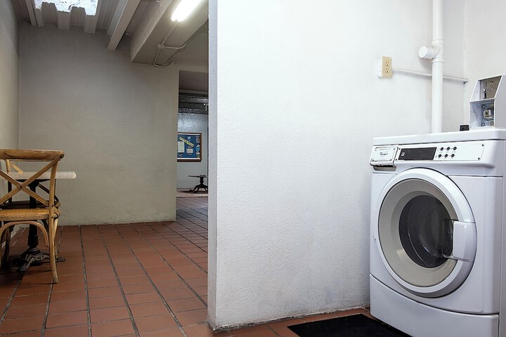 Laundry 159 of 166
