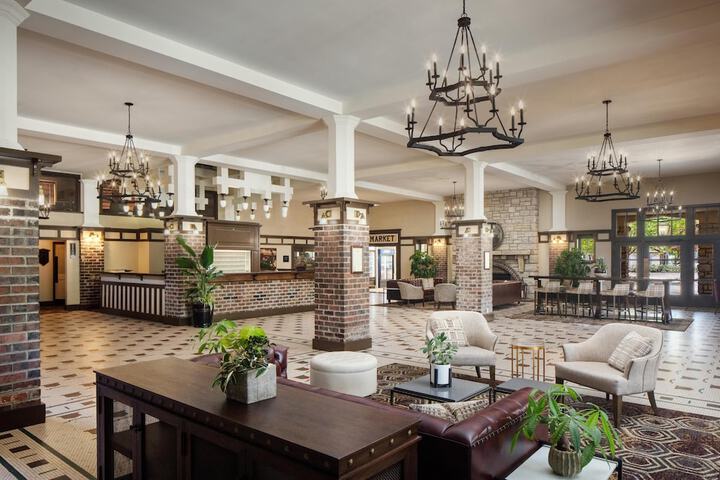 The Elms Hotel & Spa a Destination by Hyatt Hotel