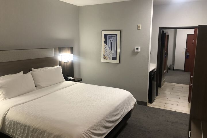 Holiday Inn Express & Suites Woodward by IHG