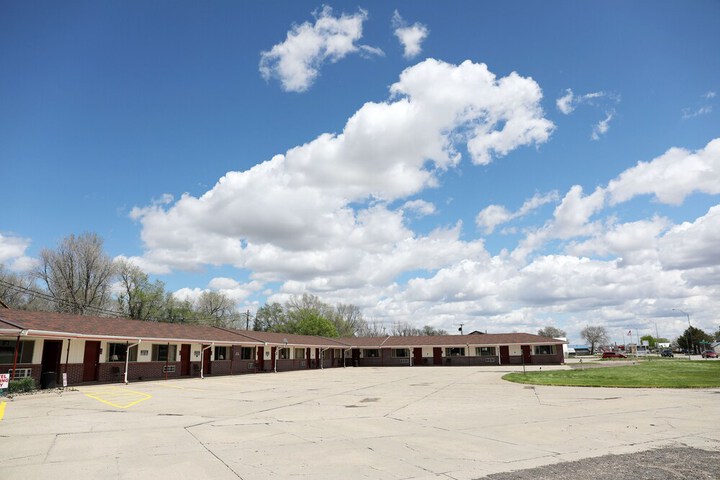 Raine Motel