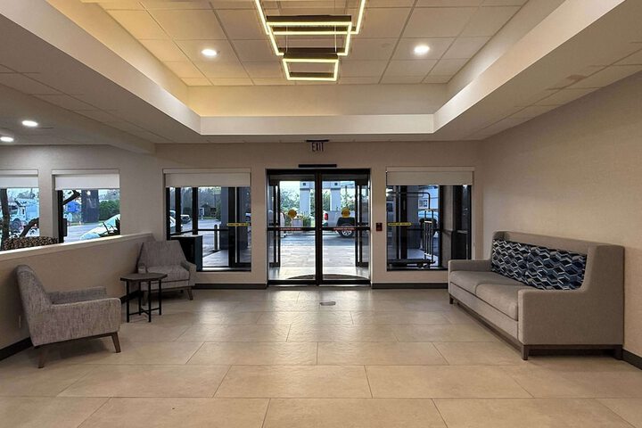 Quality Inn & Suites Baton Rouge West – Port Allen