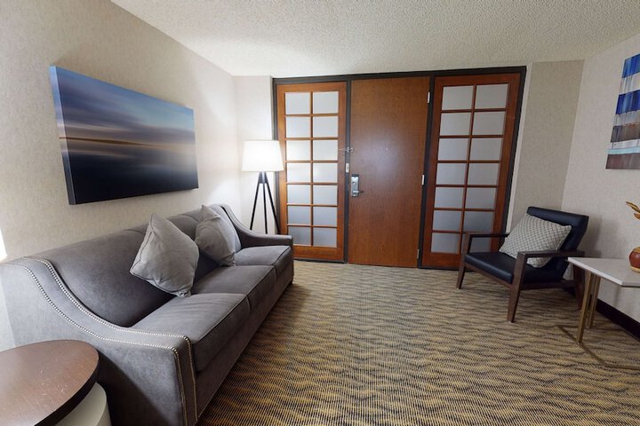 Room 26 of 42
