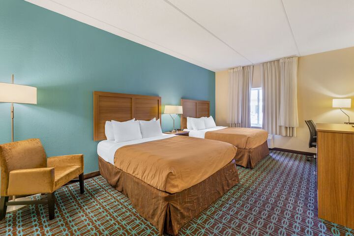 Room 12 of 25