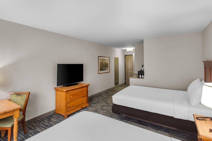 Country Inn & Suites by Radisson Beckley, WV