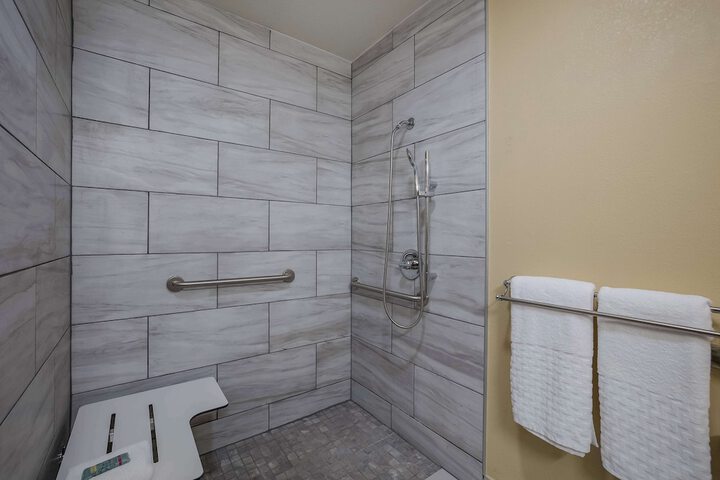 Room 20 of 25