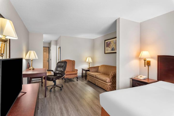 Country Inn & Suites by Radisson Hot Springs, AR