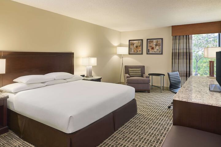 DoubleTree by Hilton Houston Intercontinental Airport