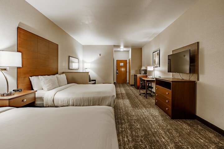 Room 34 of 46