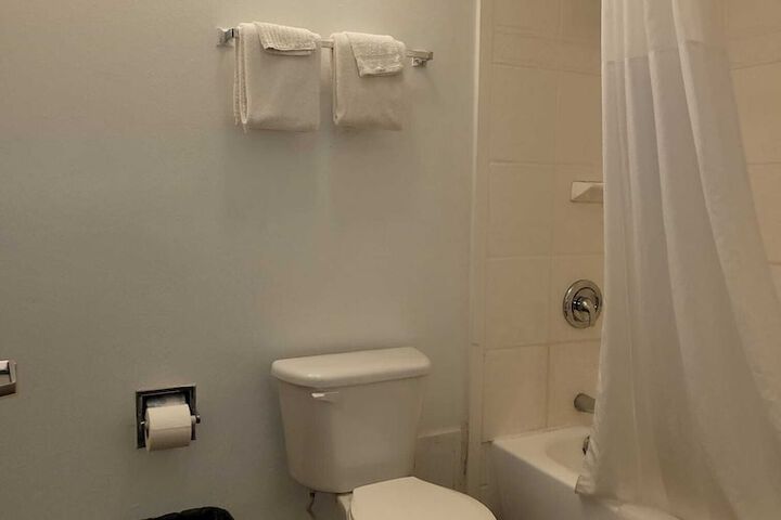 Room 61 of 83