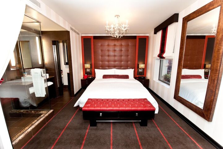 Room 19 of 45
