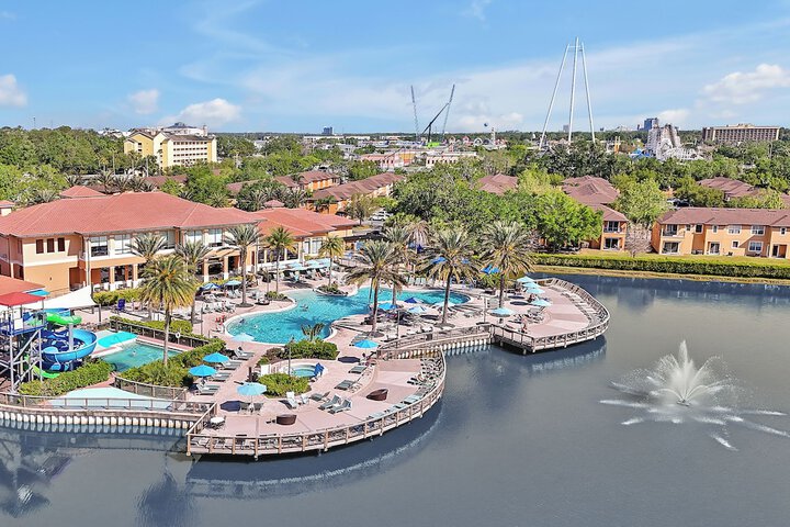 Regal Oaks Resort Vacation Townhomes by IDILIQ