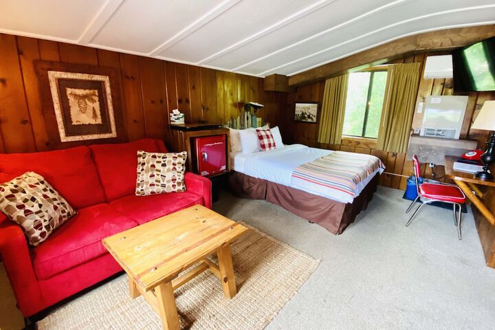 Room 33 of 56