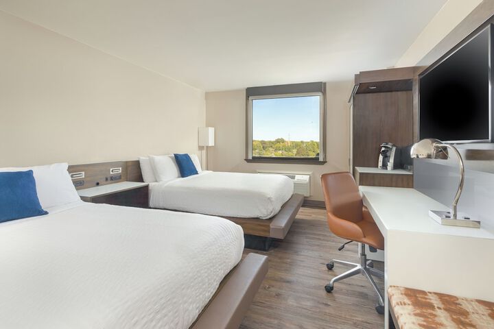 Room 15 of 17
