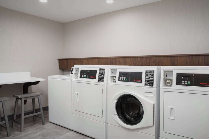 Hampton Inn & Suites Naples South